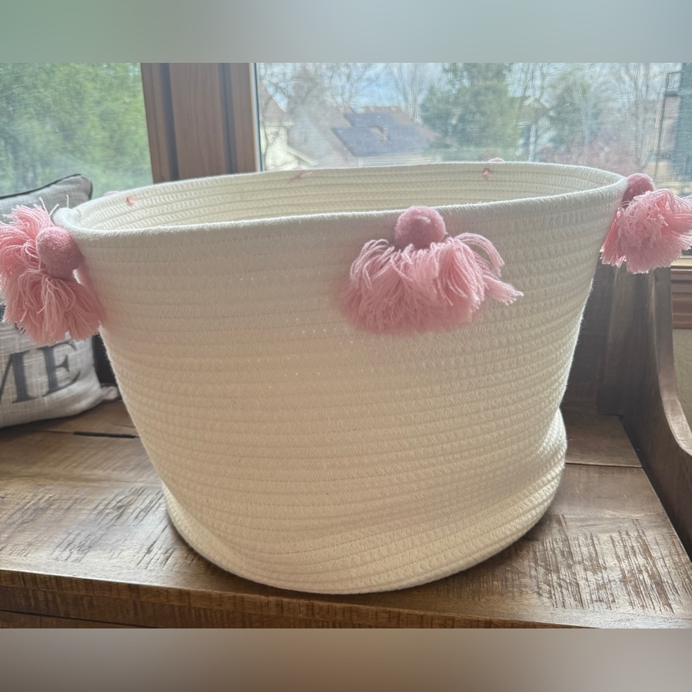 Large Coiled Rope Kids' Basket with Tassels Natural/Rose Pink - Pillowfort™ - Picture 2 of 6